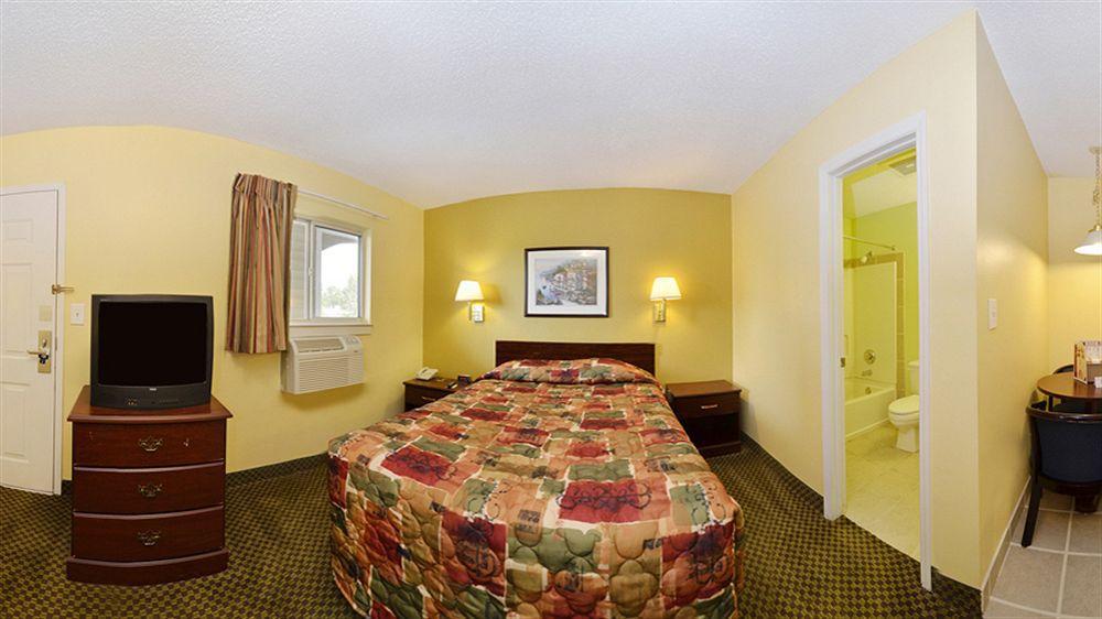 Suburban Studios Charlotte-Ballantyne Pineville Kültér fotó