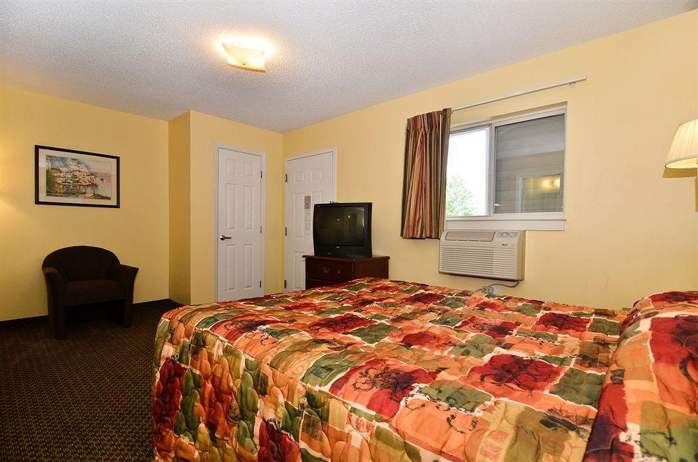 Suburban Studios Charlotte-Ballantyne Pineville Kültér fotó
