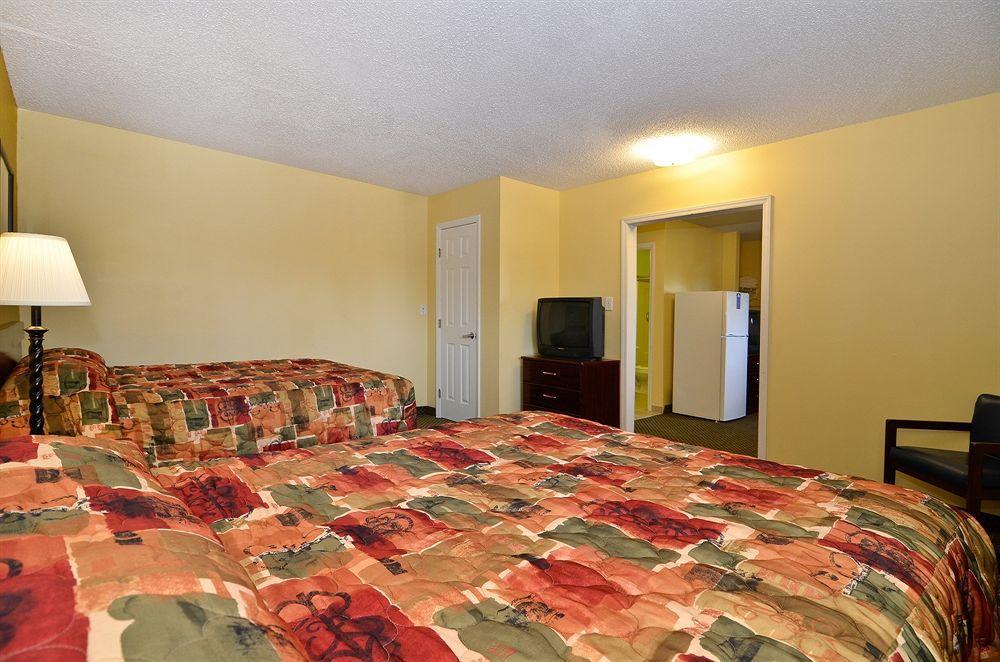 Suburban Studios Charlotte-Ballantyne Pineville Kültér fotó