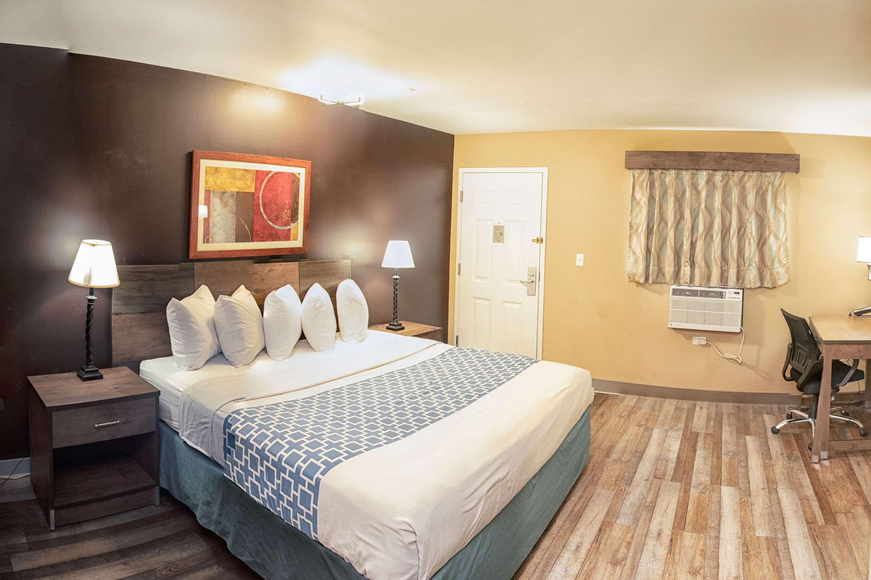 Suburban Studios Charlotte-Ballantyne Pineville Kültér fotó